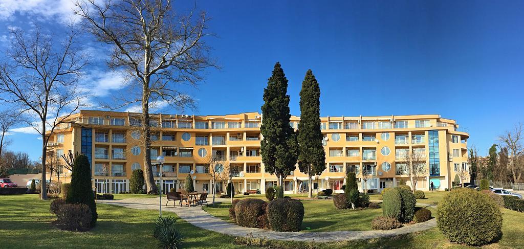 Varna Garden View Apartment Extérieur photo